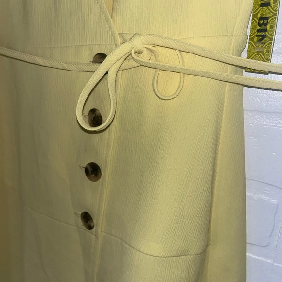 Gianni Bini Womens Yellow Wrap A-Line Mini Dress V Neck Short Sleeve Size 10 NWT - Picture 6 of 7